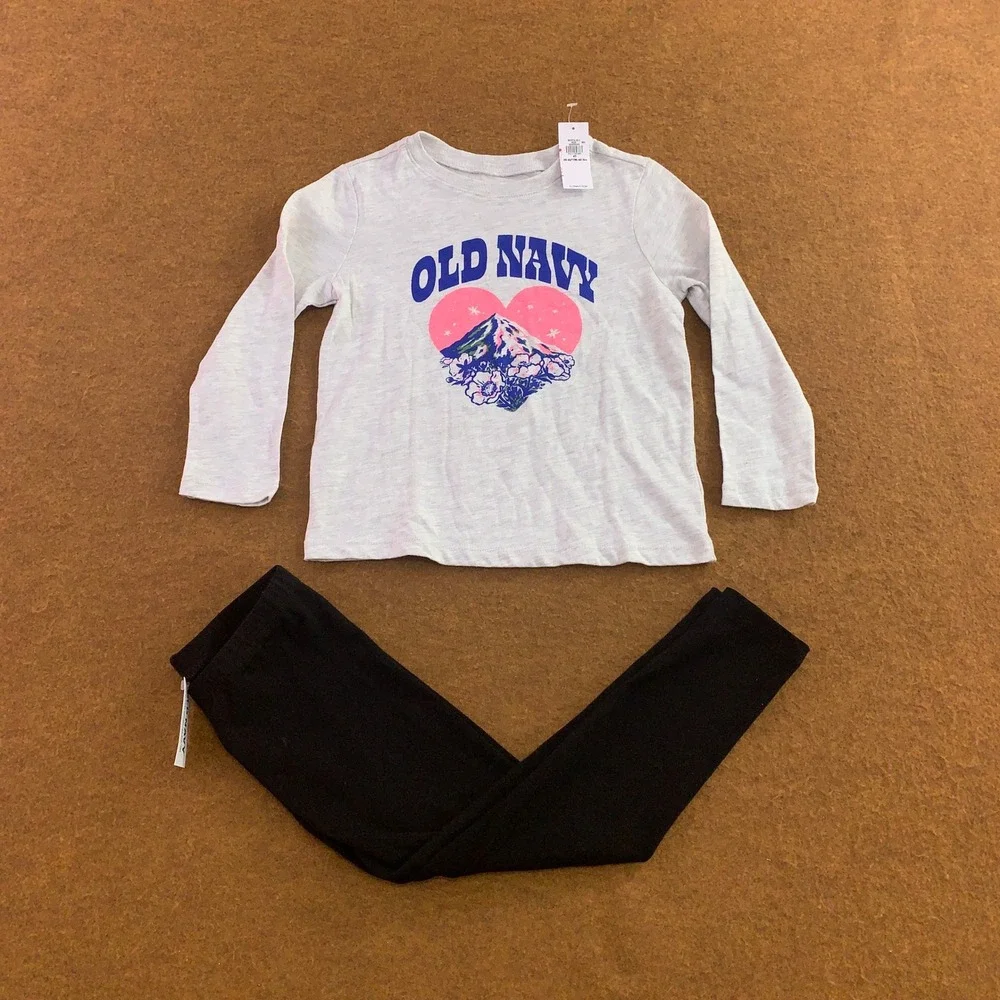 Old Navy Girls 4T Gray Black Heart Mountain Graphic Shirt Leggings Set NWT